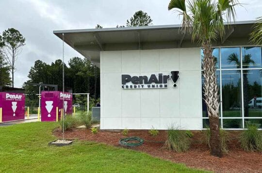 Exterior image of PenAir Credit Union Crestview Branch with Berry LIVE Teller Drive-Thru locations